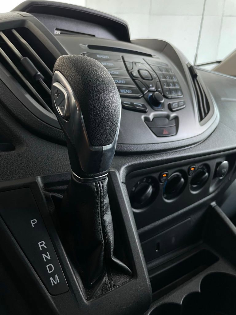 Used 2019 Ford Transit 150 XL image 39
