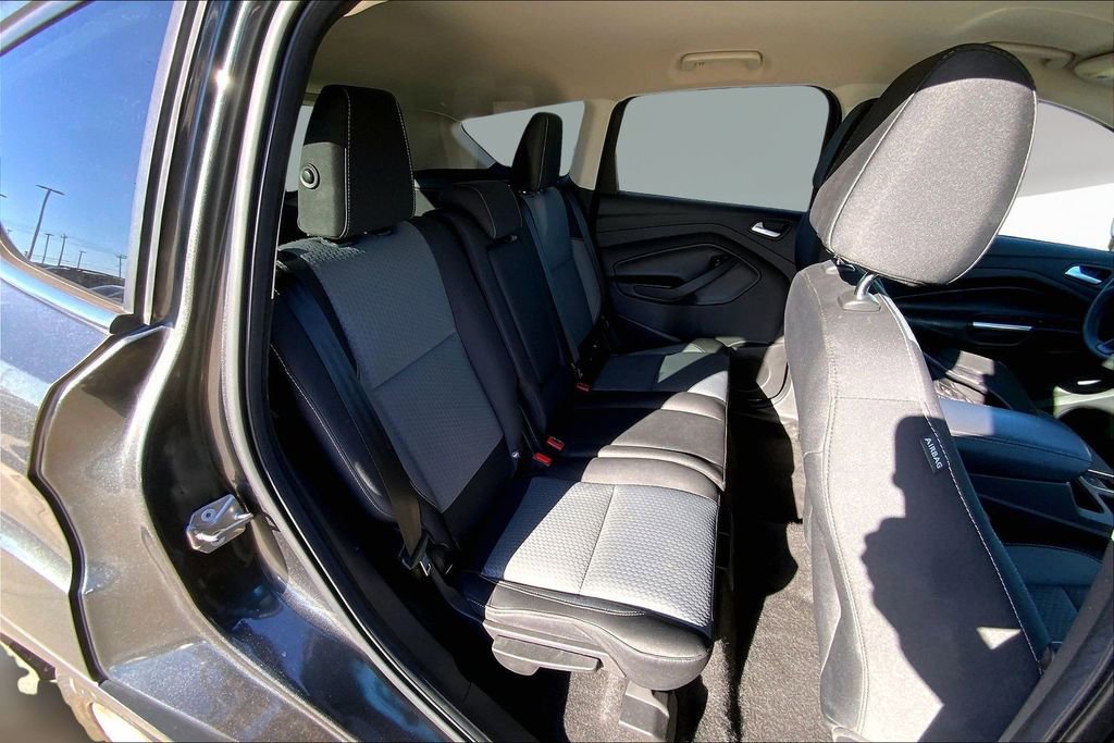 Used 2017 Ford Escape SE image 25
