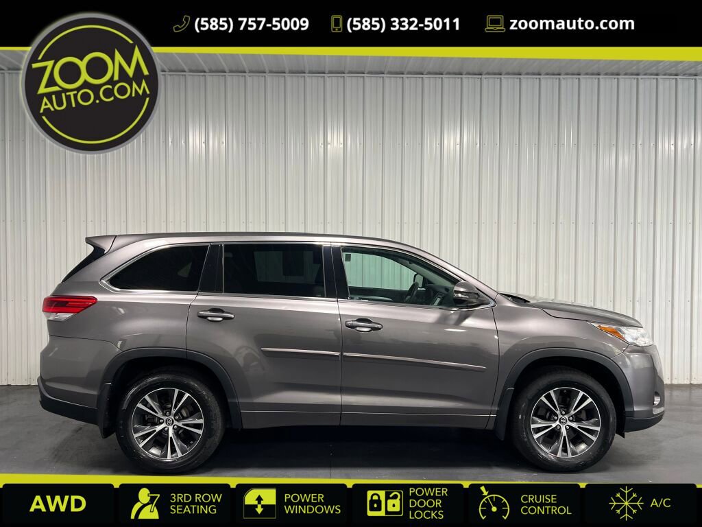 Used 2018 Toyota Highlander LE