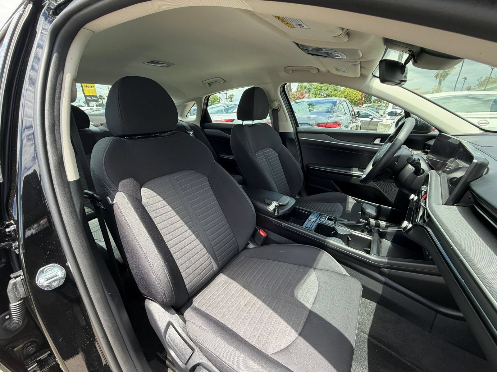 Used 2025 Kia K5 LXS FWD image 35