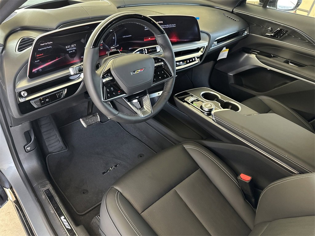 New 2026 Cadillac Lyriq V image 13