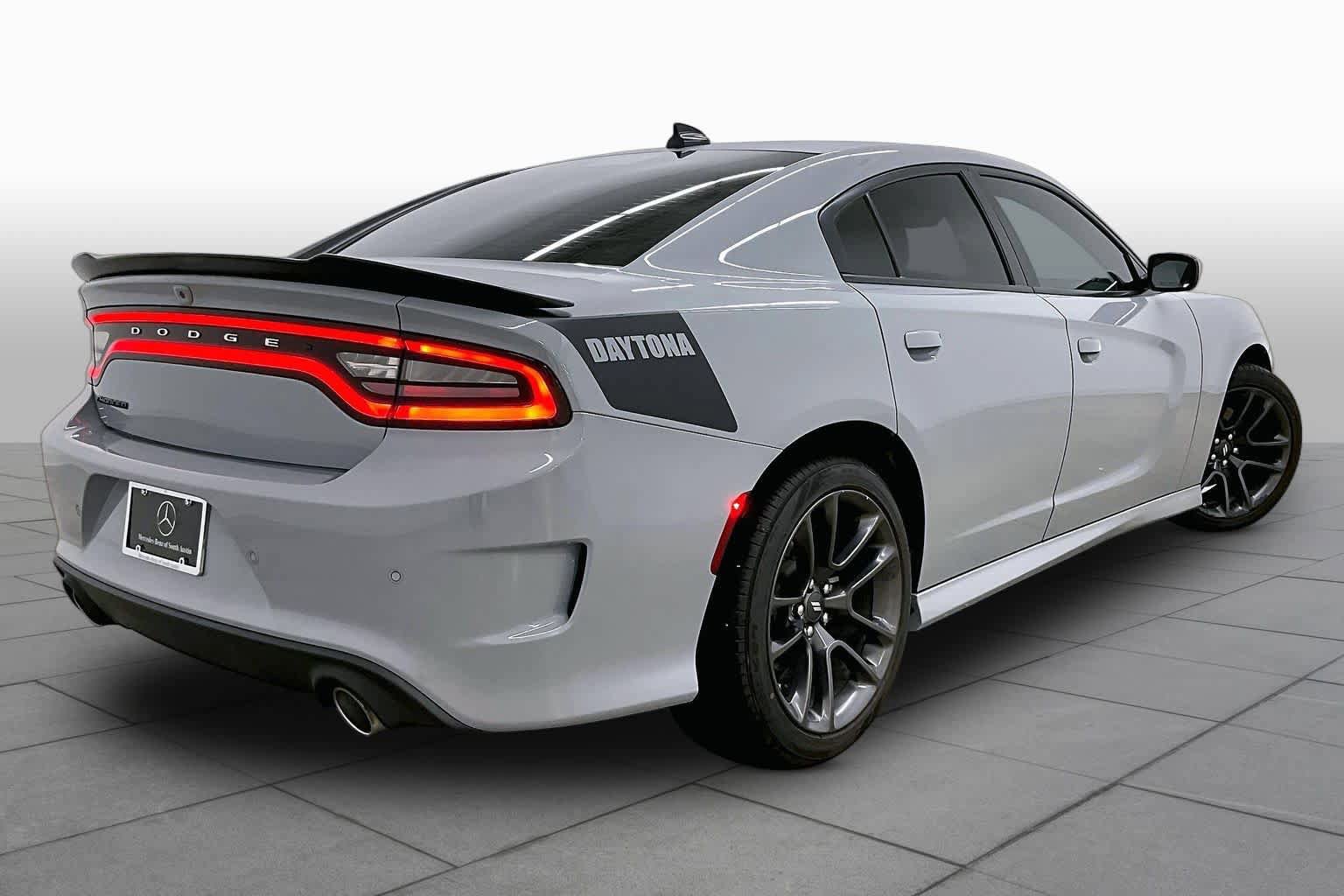 Used 2022 Dodge Charger R/T w/ Daytona Edition Group RWD image 13