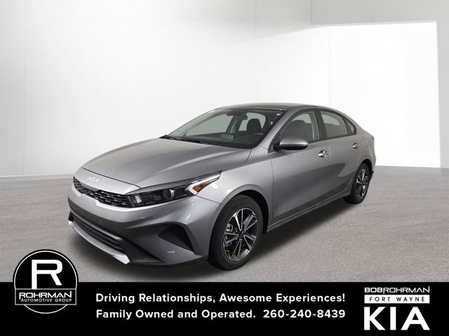 Certified 2023 Kia Forte LXS image 1