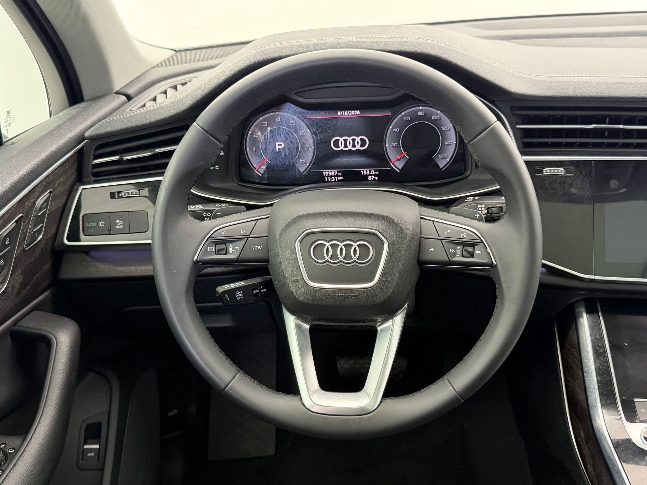 Used 2024 Audi Q7 2.0T Premium w/ Convenience Package AWD/4WD image 10
