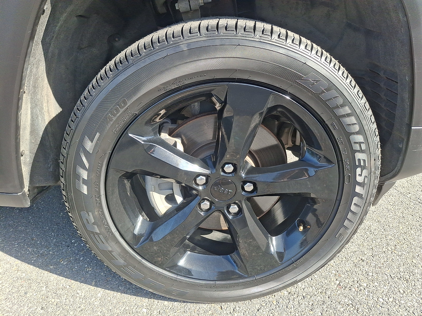 Used 2025 Jeep Grand Cherokee L Laredo AWD/4WD image 8