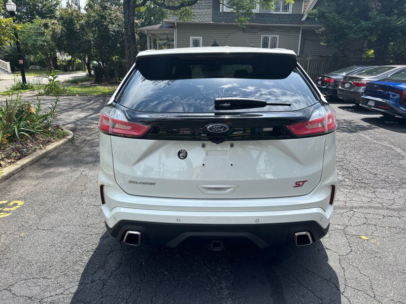 Used 2020 Ford Edge ST w/ Equipment Group 401A AWD/4WD image 9