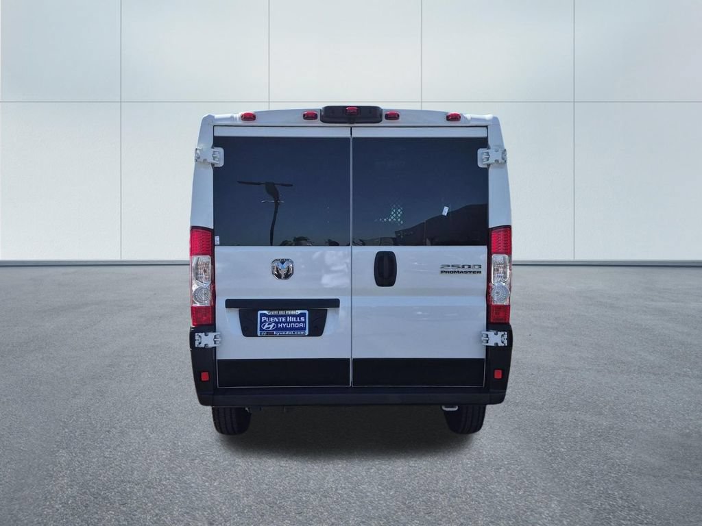 Used 2025 RAM ProMaster 2500 w/ U-Haul Equipment Group FWD image 5