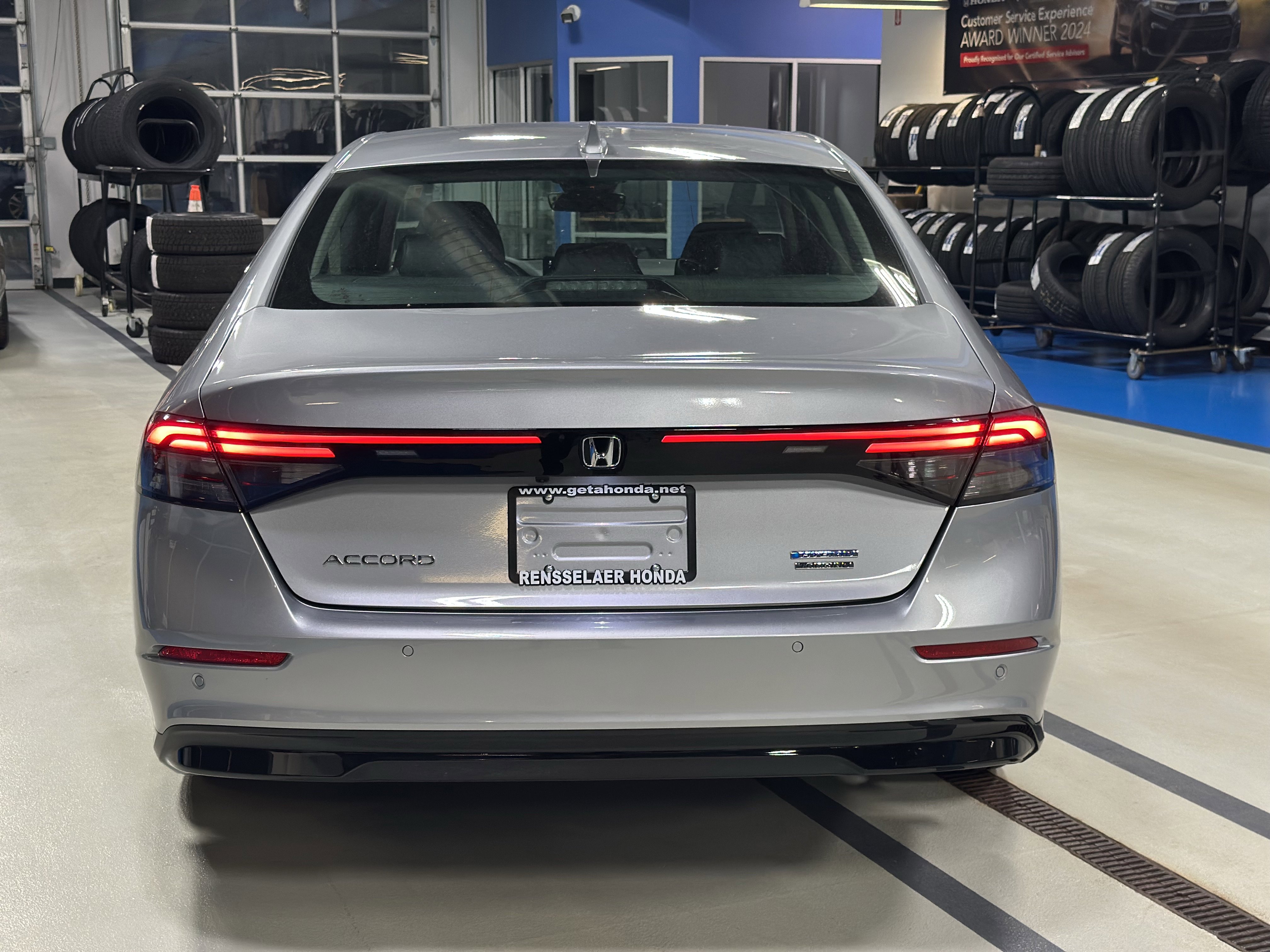 Used 2023 Honda Accord Touring image 5