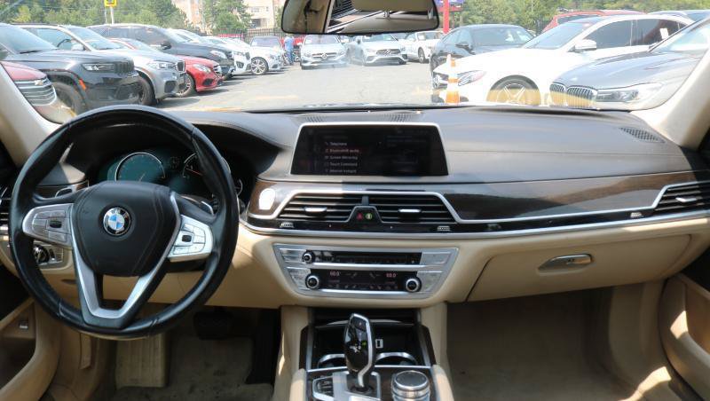 Used 2016 BMW 740i RWD image 25