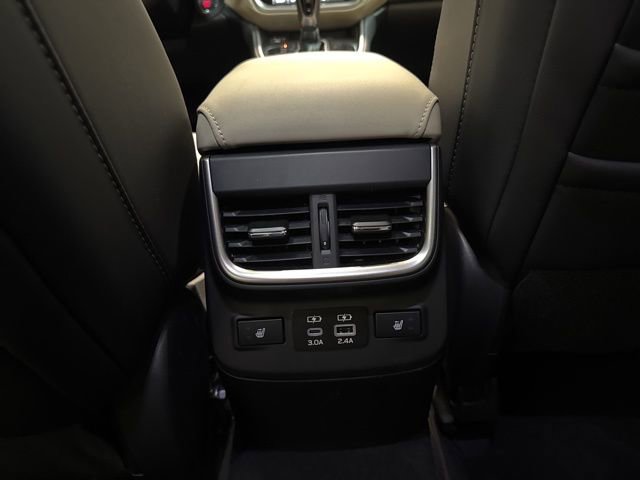 Certified 2025 Subaru Outback Limited image 30