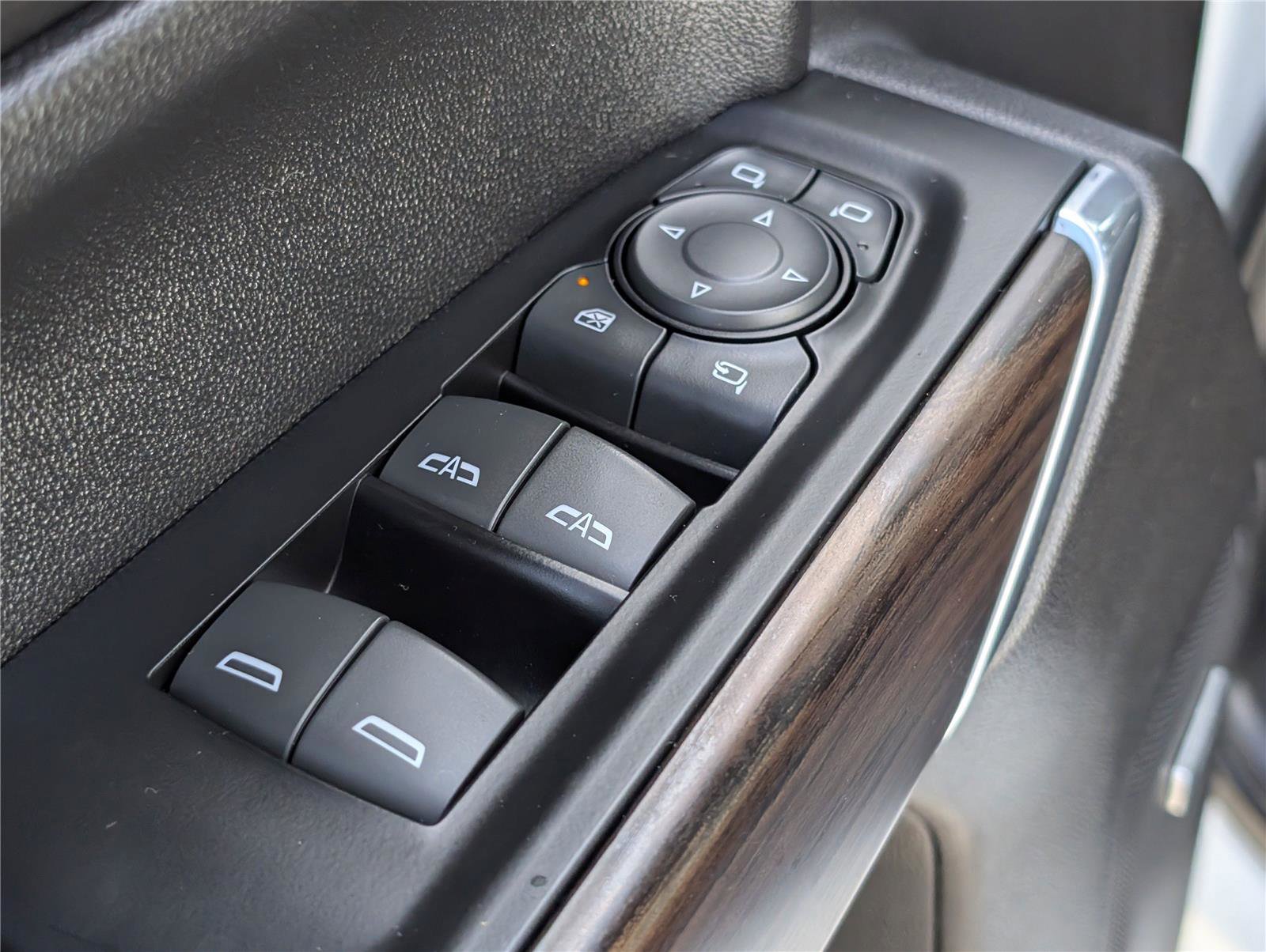 Certified 2020 GMC Sierra 1500 SLT w/ SLT Premium Plus Package image 15