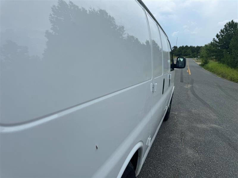Used 2007 Chevrolet Express 1500 image 14