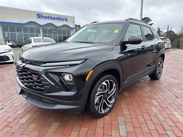 Used 2024 Chevrolet TrailBlazer RS w/ Convenience Package image 1