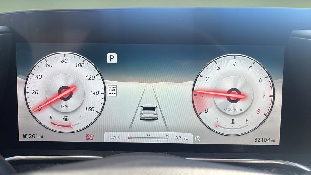 Used 2024 Genesis G90 3.5T AWD/4WD image 18