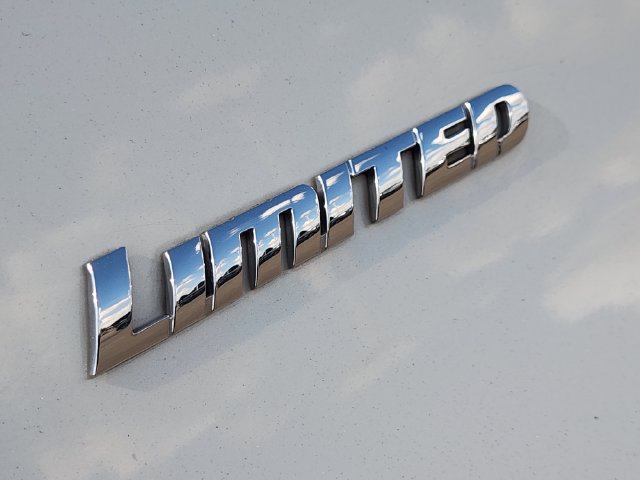 Used 2017 Toyota 4Runner Limited RWD image 7