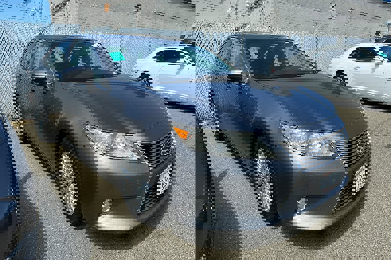 Used 2014 Lexus ES 350 w/ Premium Package FWD image 3