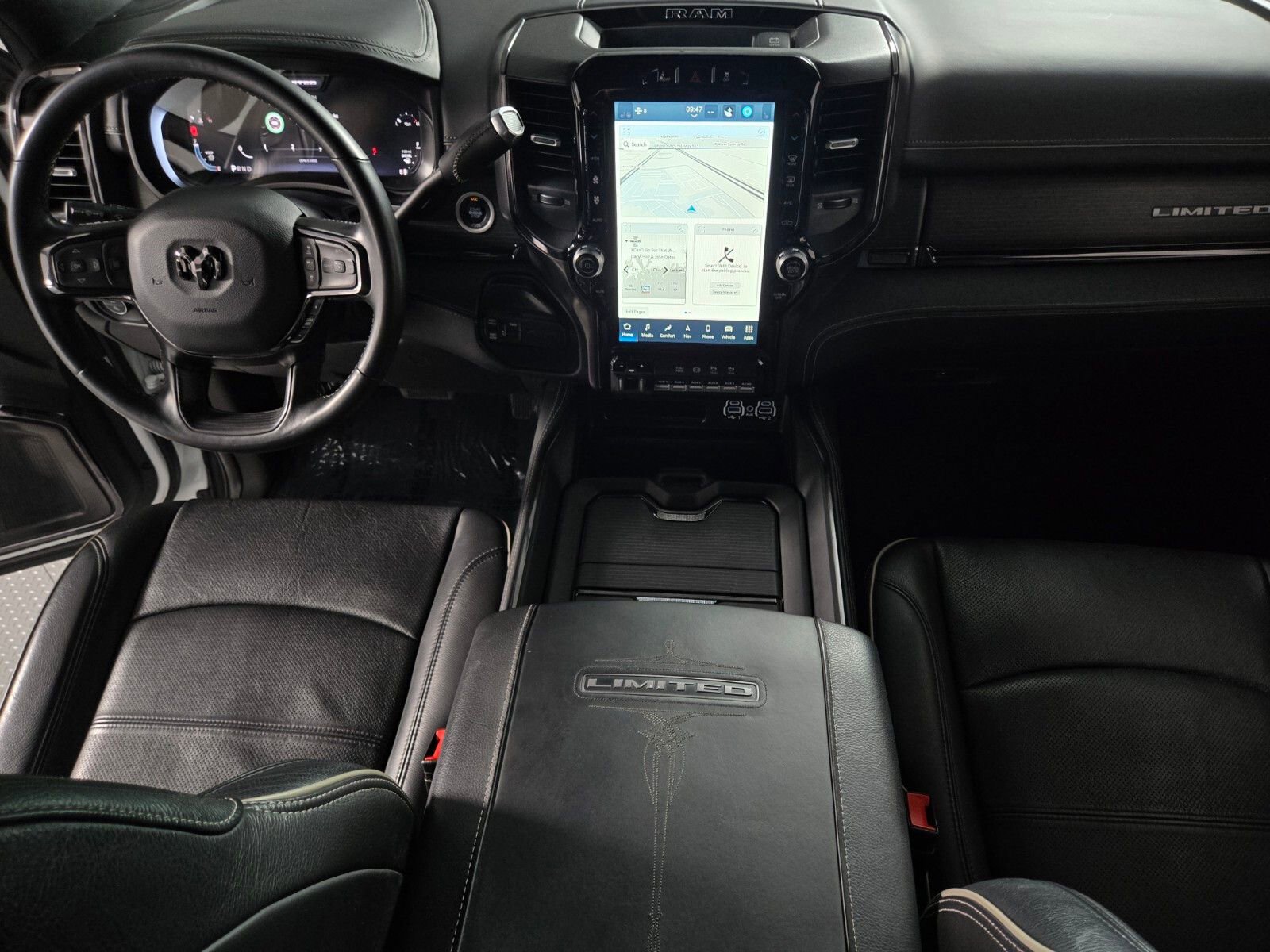 Used 2024 RAM 3500 Limited image 13