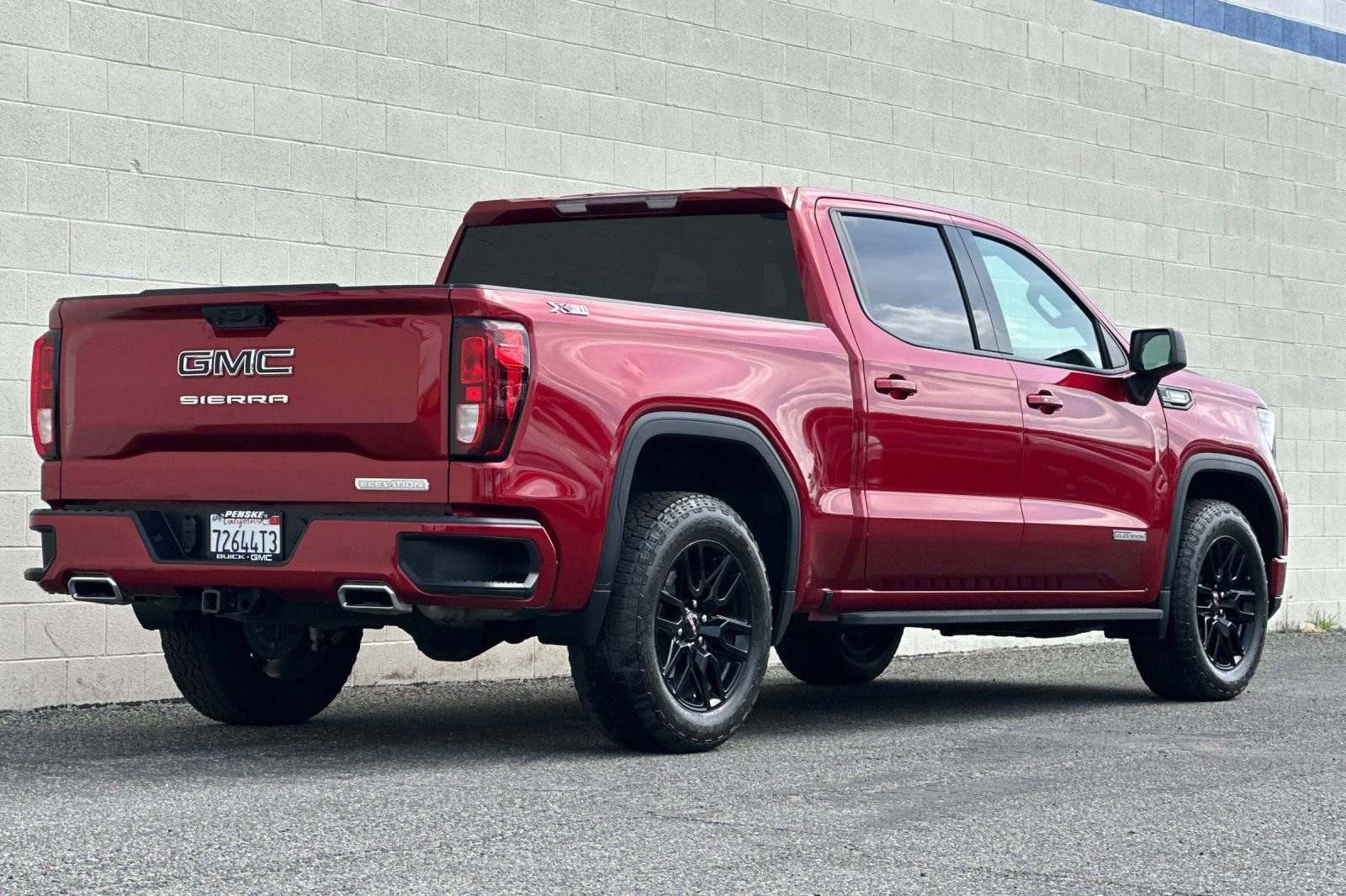 Used 2023 GMC Sierra 1500 Elevation image 4