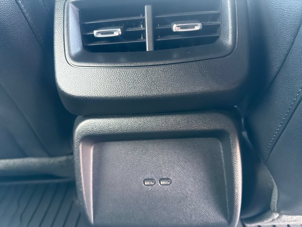 Used 2024 Chevrolet Equinox EV LT AWD/4WD image 27