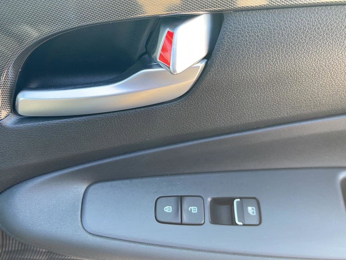 Used 2023 Hyundai Santa Fe XRT image 32