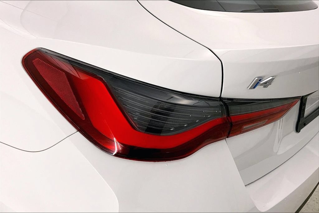 Used 2023 BMW i4 eDrive40 w/ Premium Package RWD image 27