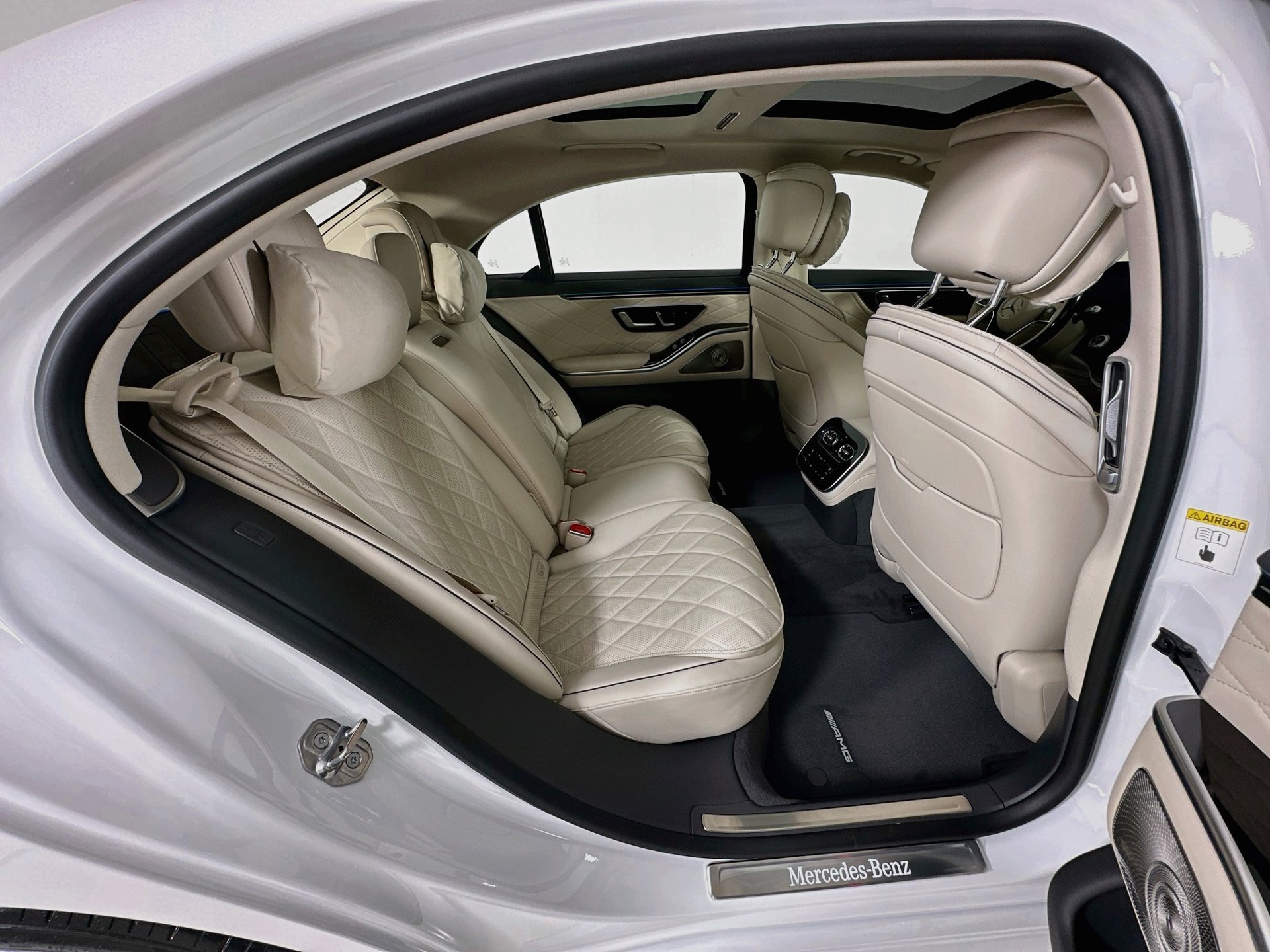 New 2027 Mercedes-Benz S 580 4MATIC Sedan image 31