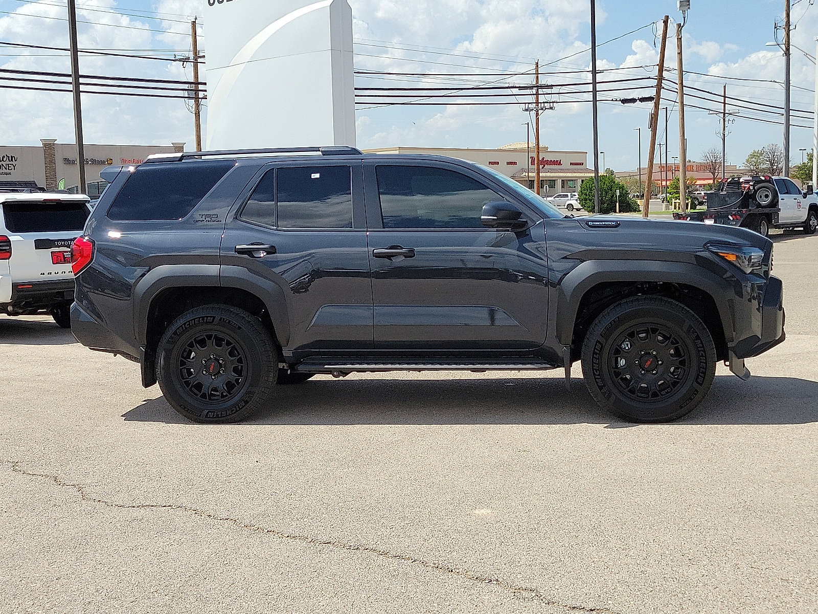 New 2025 Toyota 4Runner TRD Off-Road Premium w/ Tow Technology Package image 5