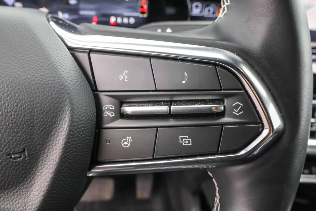 Used 2024 Chevrolet Equinox EV LT AWD/4WD image 23