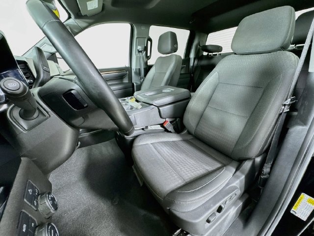 Used 2025 Chevrolet Silverado 1500 LT AWD/4WD image 11
