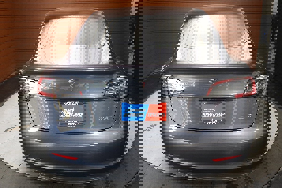 Used 2022 Tesla Model 3 Long Range image 13