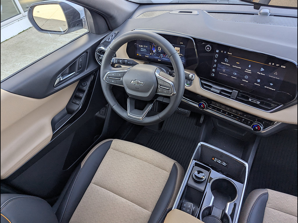 Used 2027 Chevrolet Equinox ACTIV w/ LPO, Floor Liner Package AWD/4WD image 17