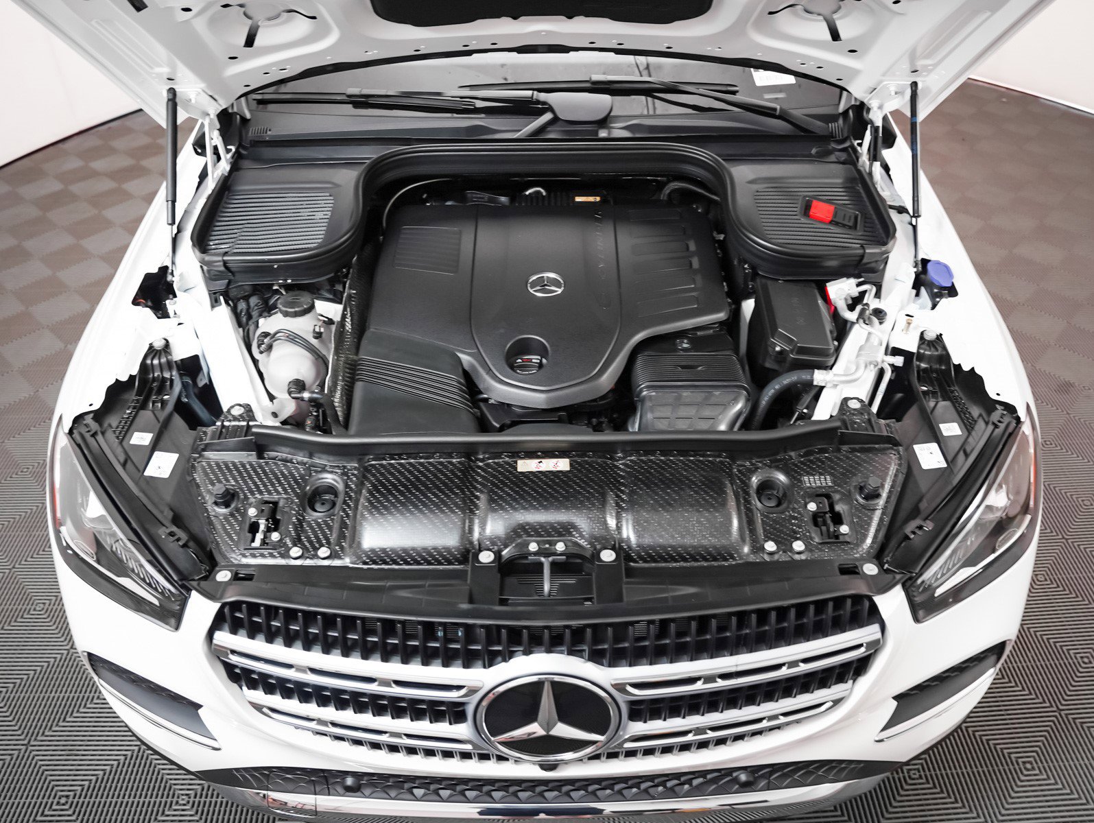 New 2025 Mercedes-Benz GLE 450 4MATIC image 4