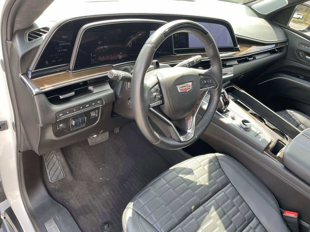 Used 2024 Cadillac Escalade ESV Sport Platinum w/ LPO, ONYX Package image 20