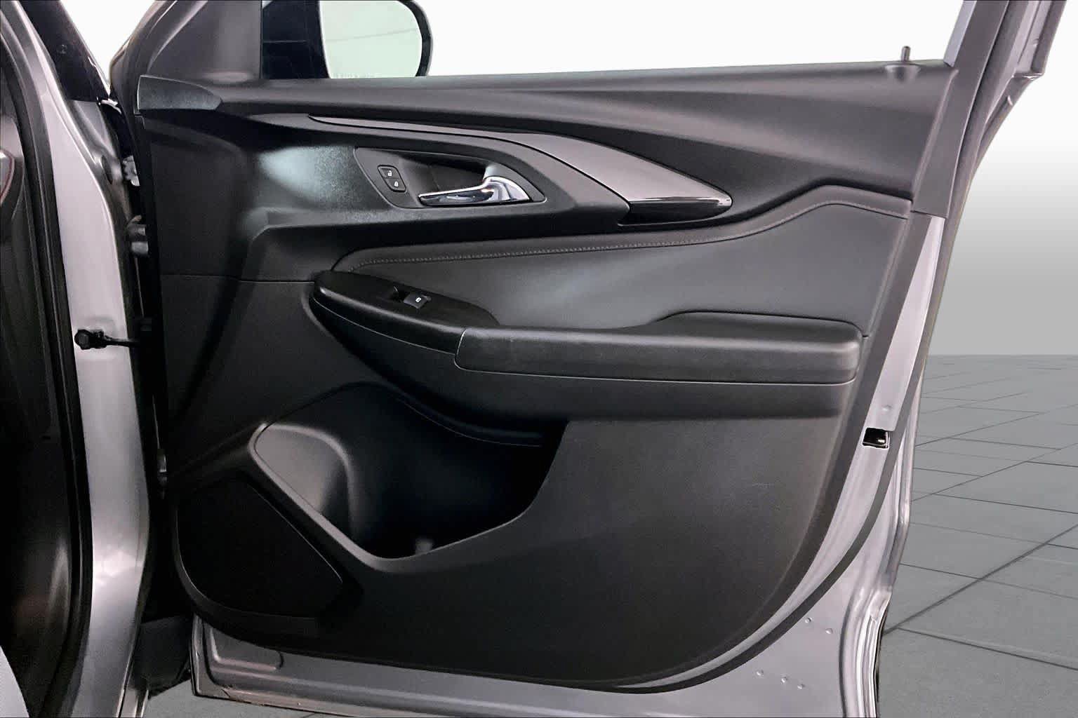 Certified 2023 Chevrolet TrailBlazer RS w/ Convenience Package FWD image 22