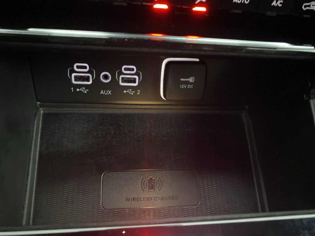 Used 2023 Jeep Grand Cherokee Altitude image 27