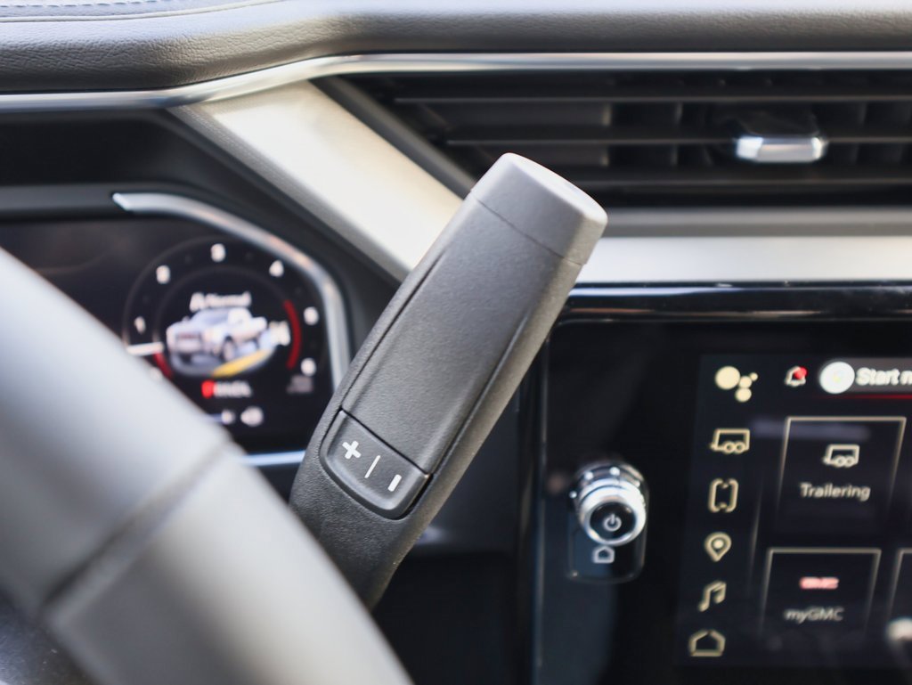 New 2026 GMC Sierra 3500 Denali w/ Denali Reserve Package image 24