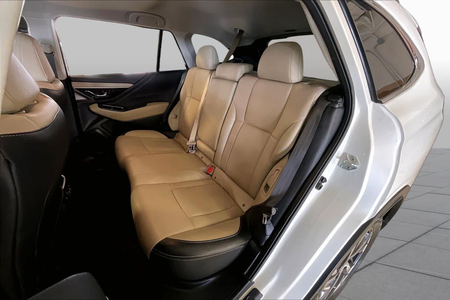 Used 2022 Subaru Outback Limited AWD/4WD image 19