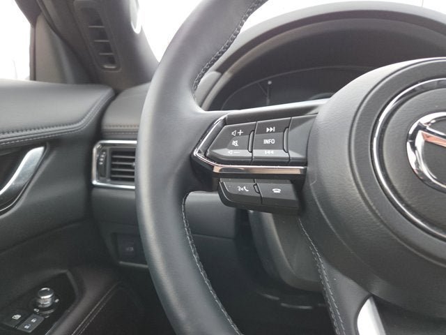 Certified 2025 MAZDA CX-5 Signature image 24