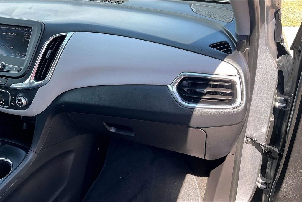 Used 2023 Chevrolet Equinox LS AWD/4WD image 16