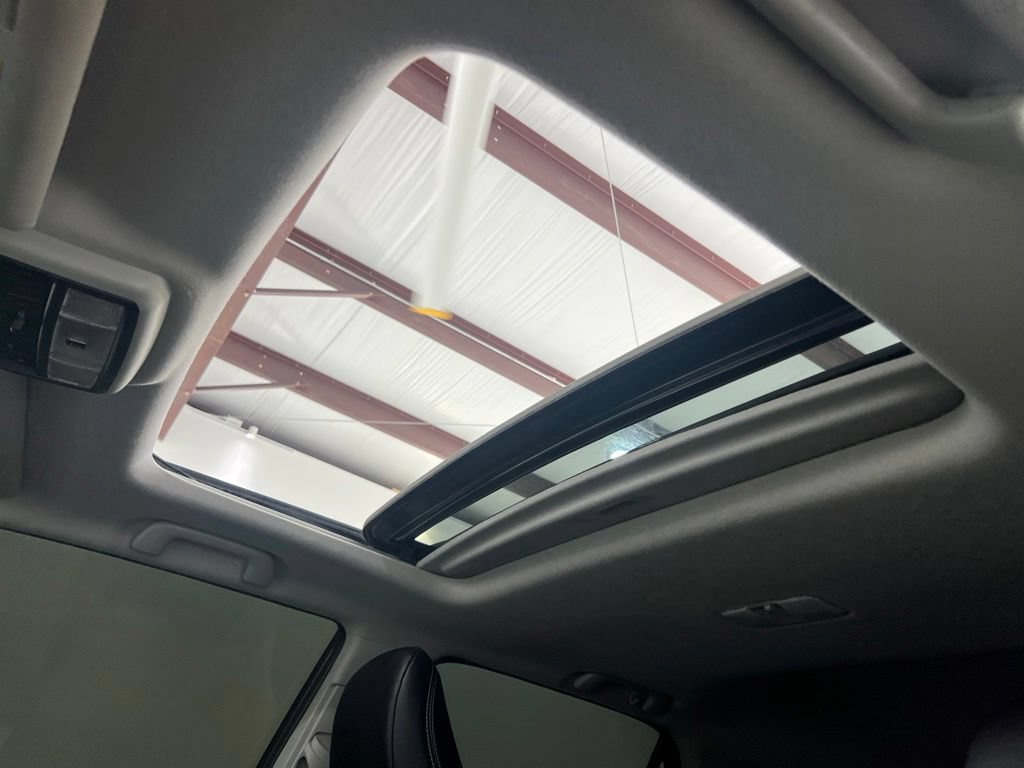 Used 2023 Toyota 4Runner SR5 Premium w/ Moonroof Package RWD image 17