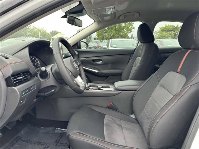 New 2025 Nissan Sentra SR w/ Trunk Package image 16