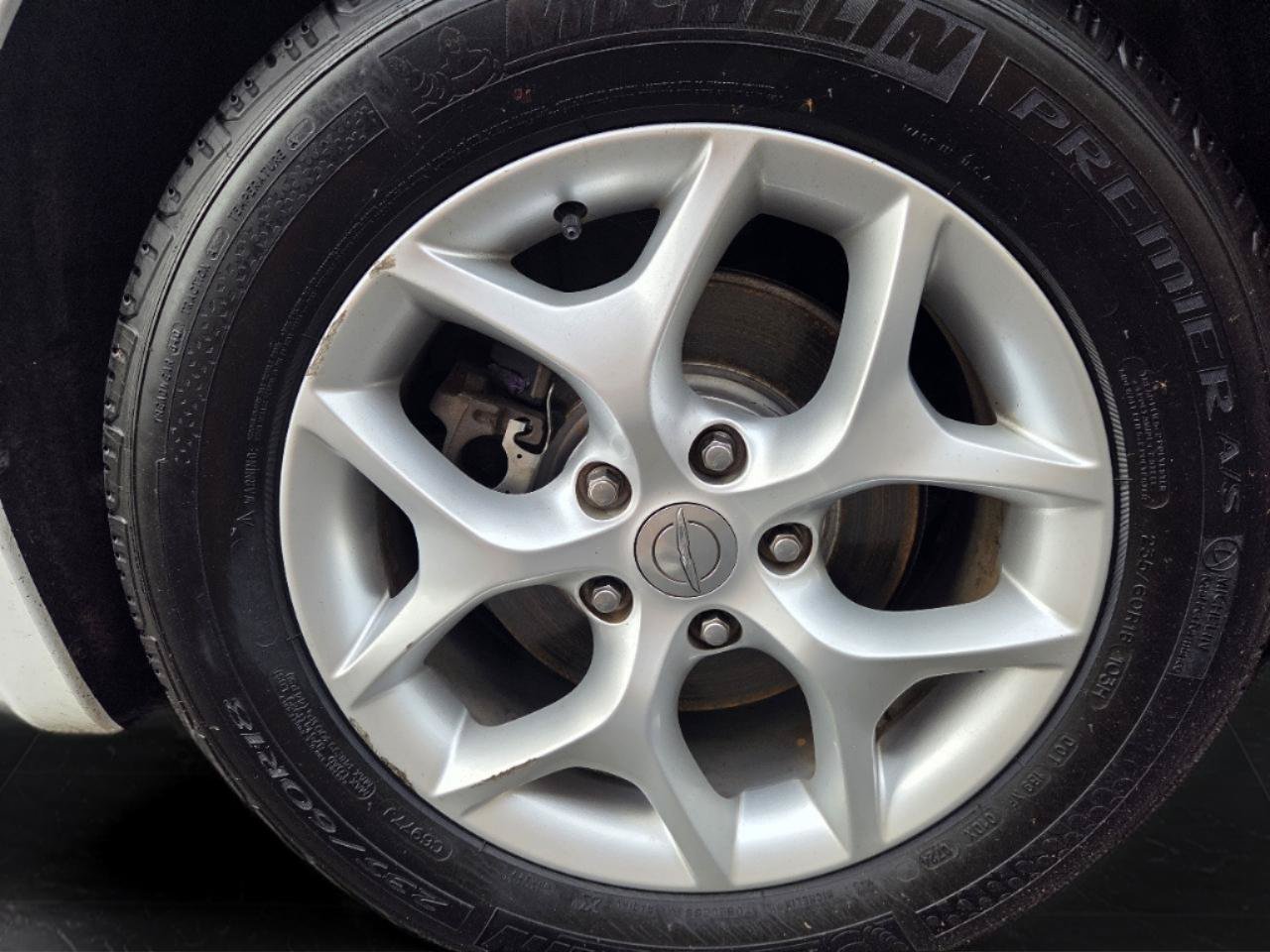 Used 2017 Chrysler Pacifica Touring-L Plus w/ Tire & Wheel Group FWD image 45