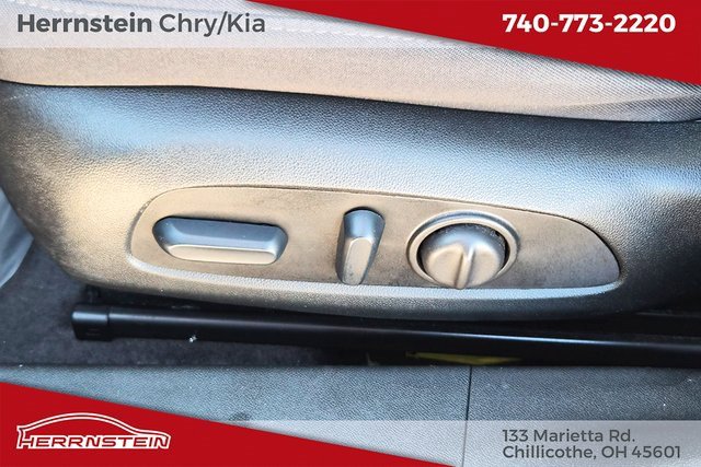 Used 2024 Chevrolet Malibu LT image 21