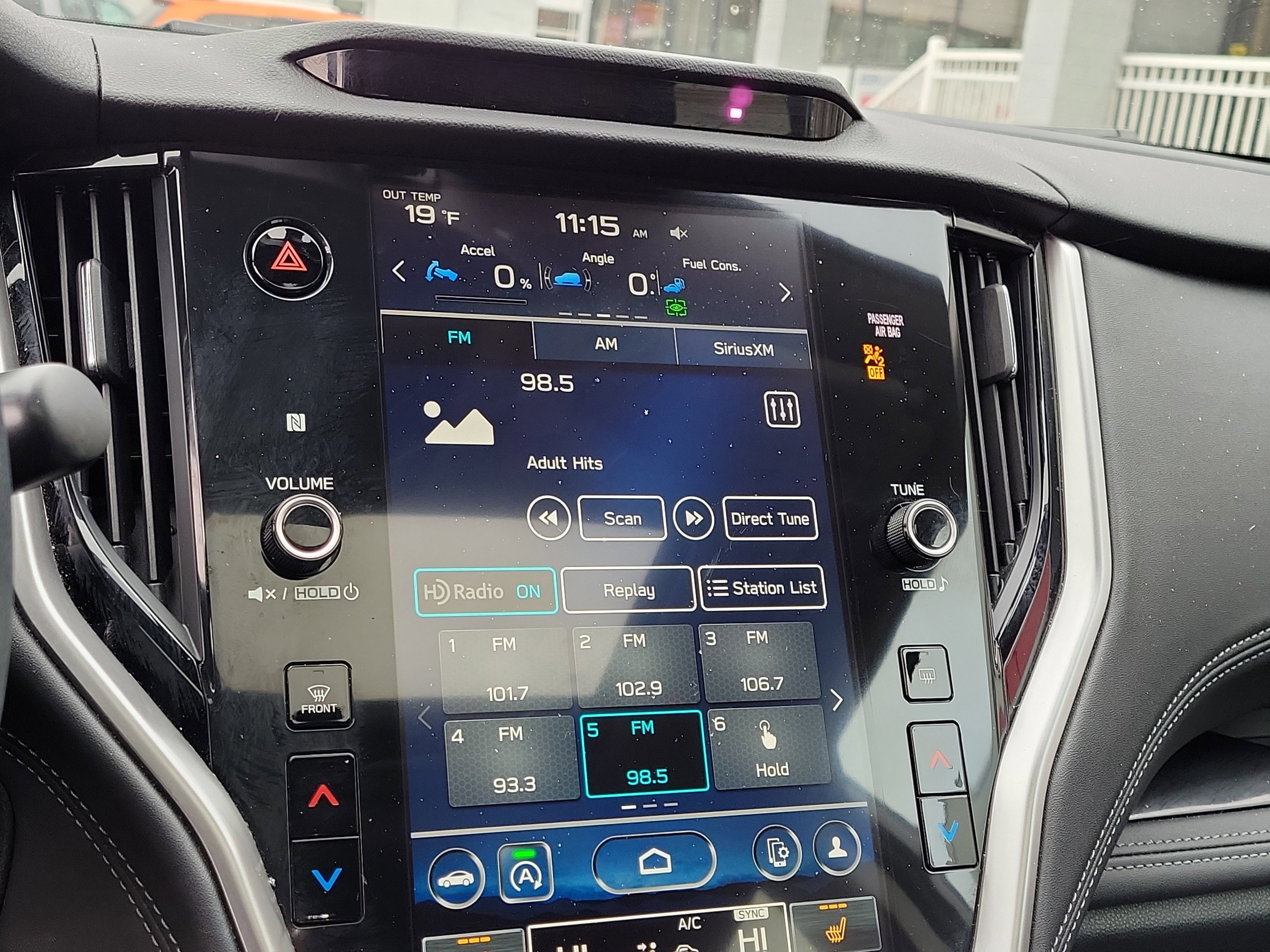 Used 2023 Subaru Outback Limited image 26