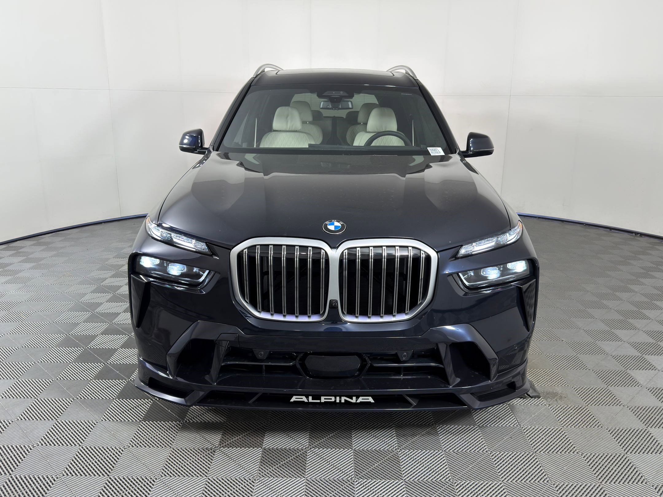 New 2026 BMW ALPINA XB7 image 6