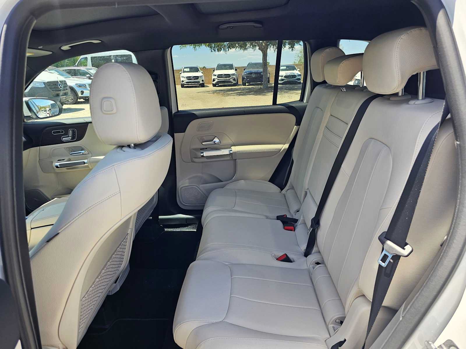 New 2026 Mercedes-Benz GLB 250 image 16