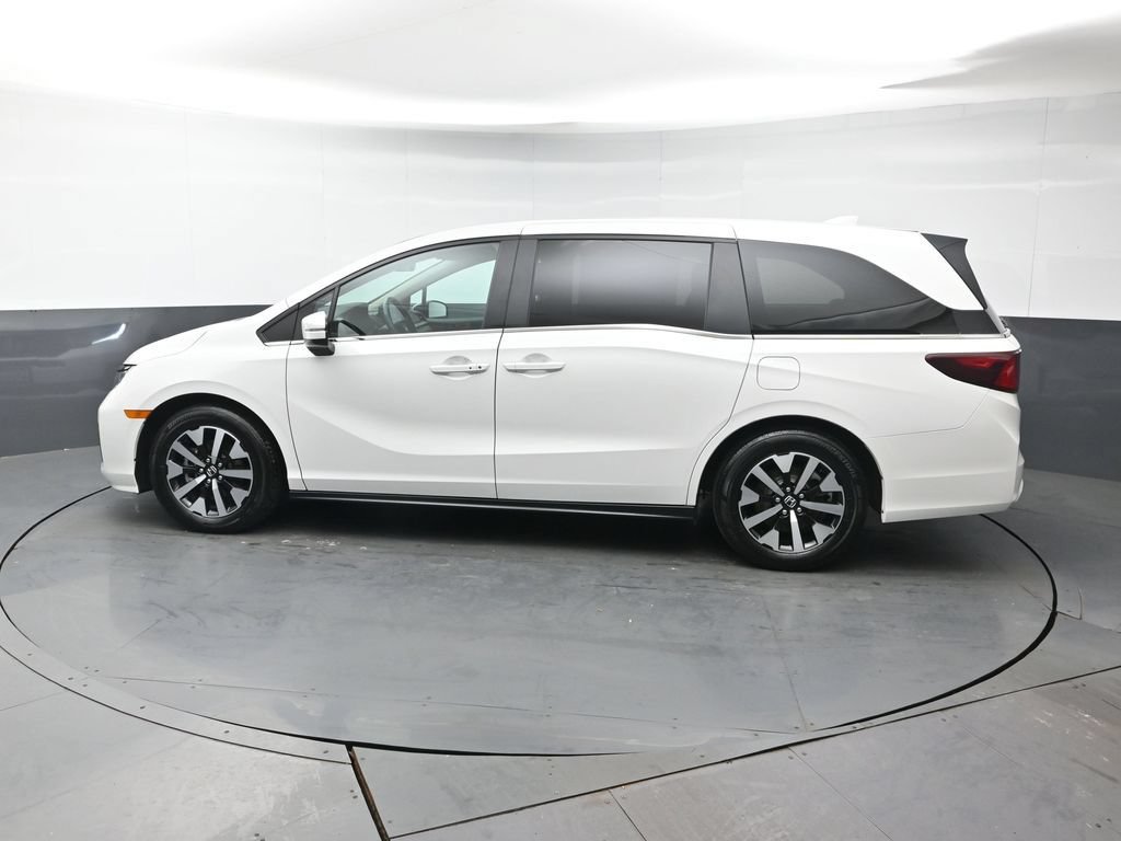 Certified 2025 Honda Odyssey EX-L image 3