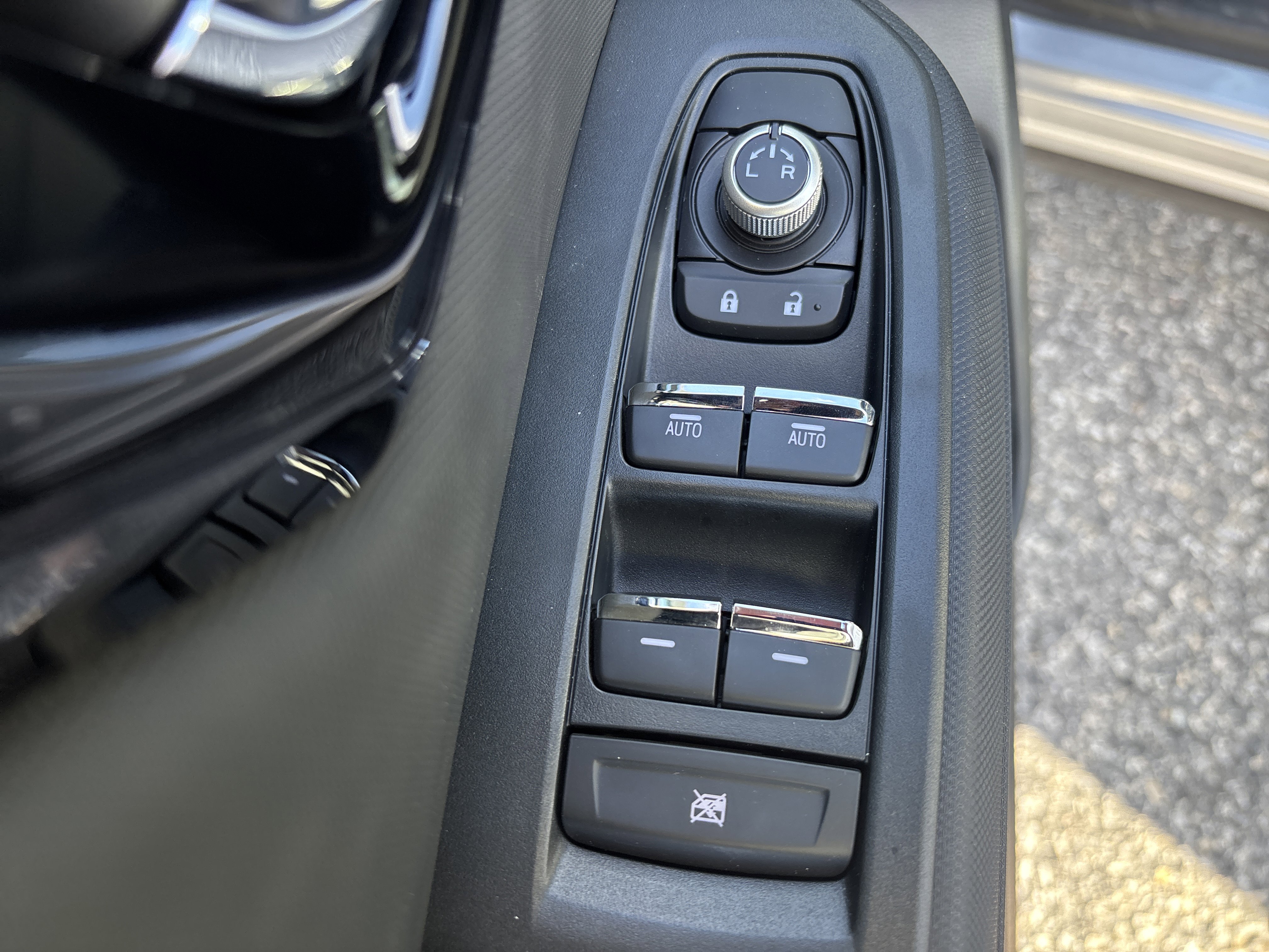 Certified 2025 Subaru Forester Limited AWD/4WD image 24