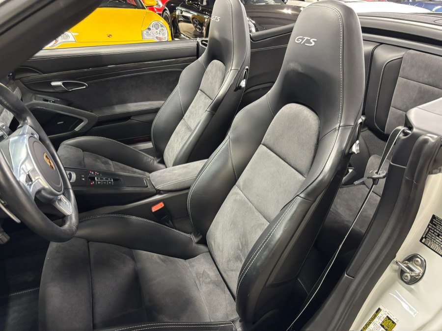 Used 2016 Porsche 911 Carrera 4 GTS AWD/4WD image 30
