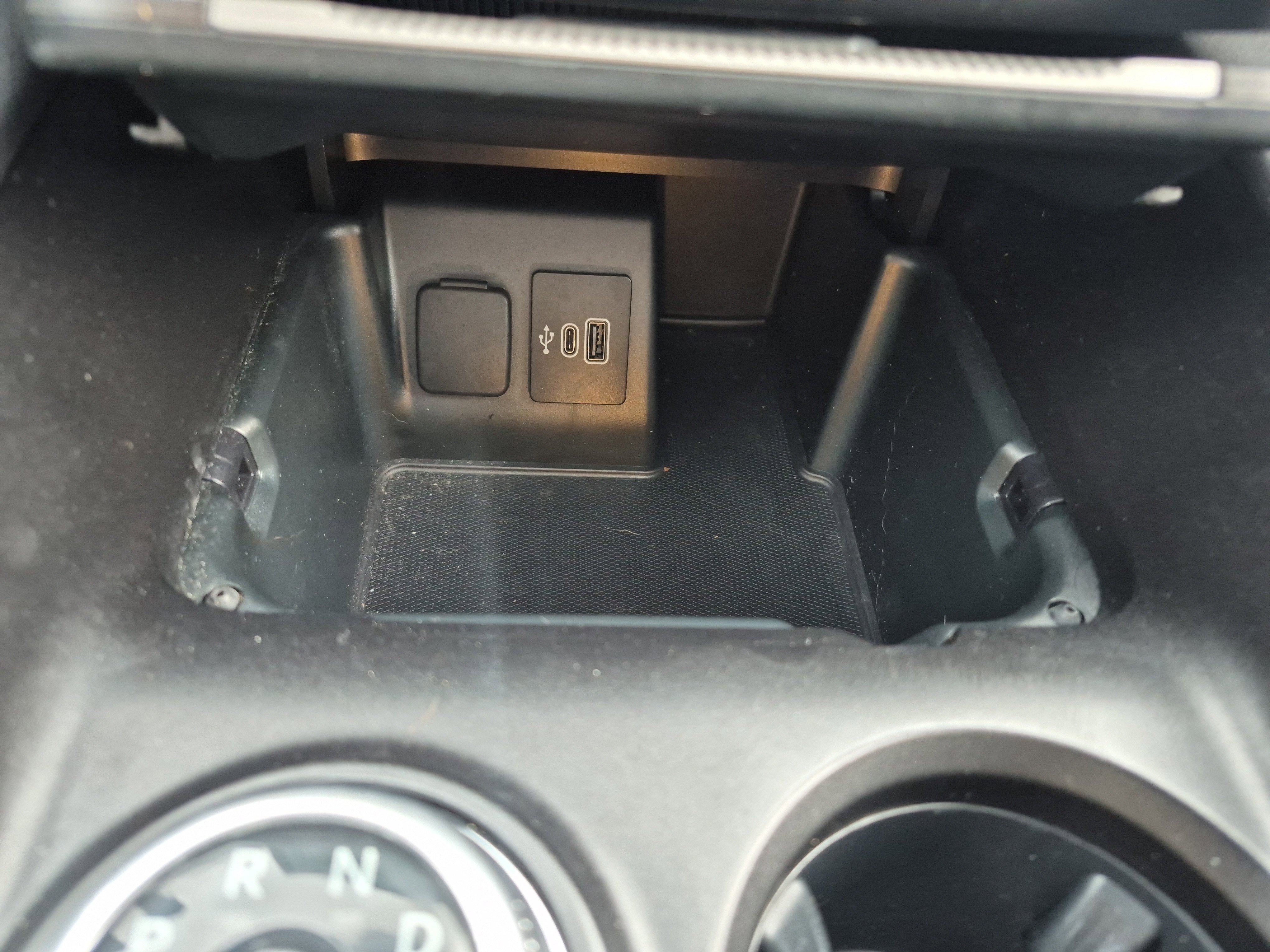 Certified 2025 Ford Explorer ST image 32